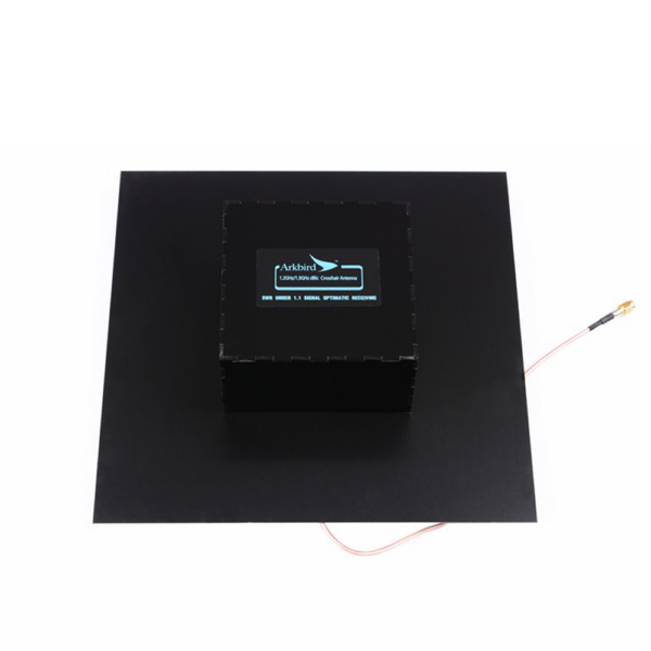 Arkbird 1.2GHz /1.3GHz Arkbird FPV Cross Panel Antenna RHCP/LHCP Recommended with AAT for RC Drones - Image 1