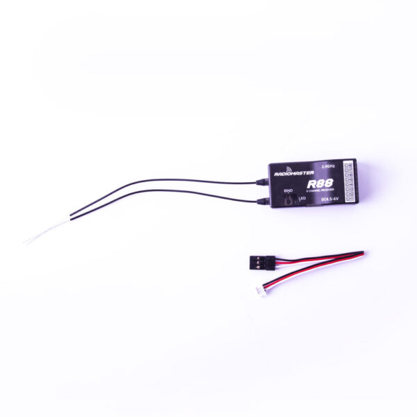 RadioMaster R88 2.4GHz 8CH Over 1KM PWM Nano Receiver Compatible FrSky D8 Support Return RSSI for RC Drone - Image 3