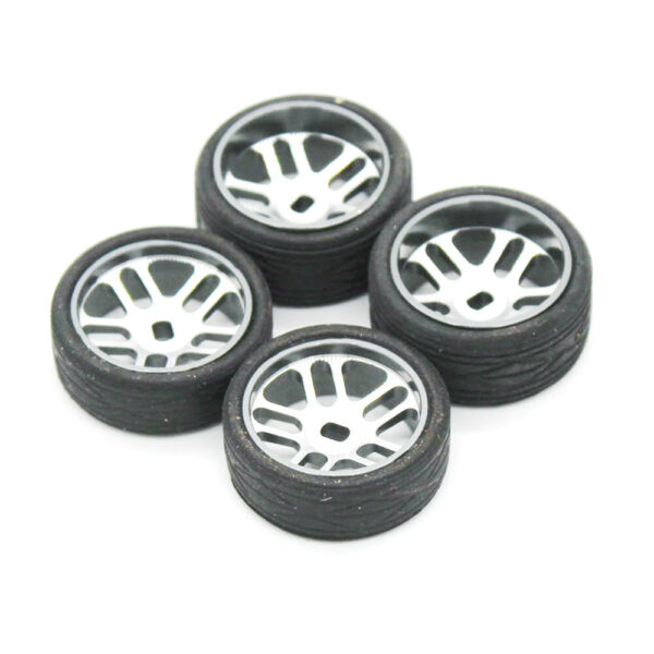 1/28 Metal Wheel Hub Two Narrow and Two Widen Tires RC Car Vehicle For Wltoys 284131 Models Parts - Image 2