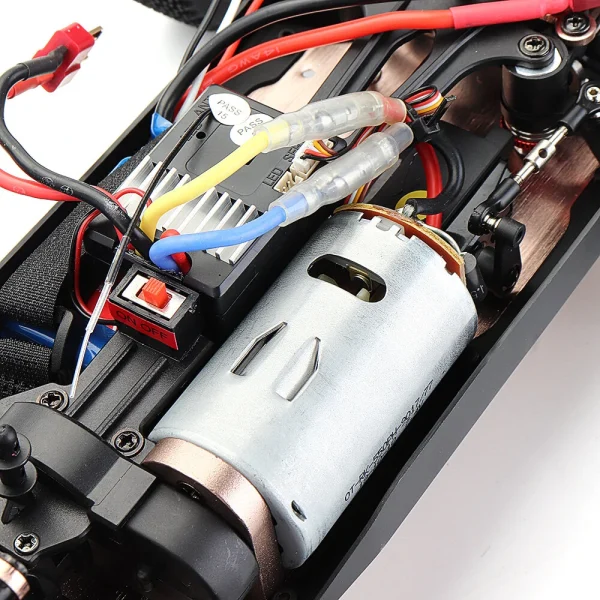 Wltoys 144001 1/14 2.4G 4WD High Speed Racing RC Car Vehicle Models 60km/h 7.4v 1500mah Two or Three Battery - Image 7