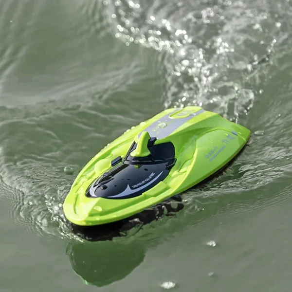 Fayee FY009 Remote Control Boats for Kids and Adults 2.4G High Speed Remote Control Boat, Fast RC Boats for Pools and Lakes - Image 2