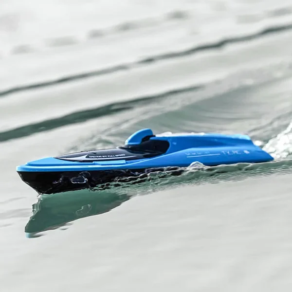 Fayee FY009 Remote Control Boats for Kids and Adults 2.4G High Speed Remote Control Boat, Fast RC Boats for Pools and Lakes - Image 3