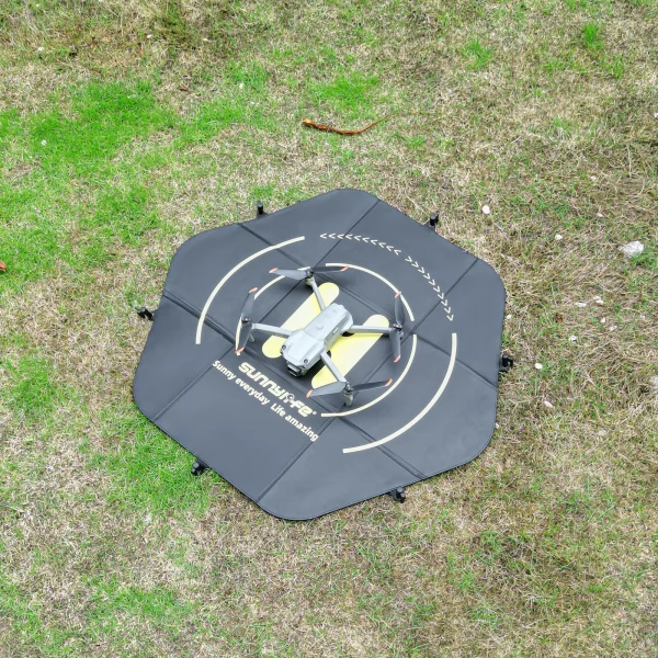Sunnylife 80CM Landing Pad with Fixing Nails Double Sided Waterproof Foldable Parking Apron for DJI Mavic 3 Pro / Phantom 4 Pro / Autel EVO II / FIMI X8SE 2022 Drone - Image 3