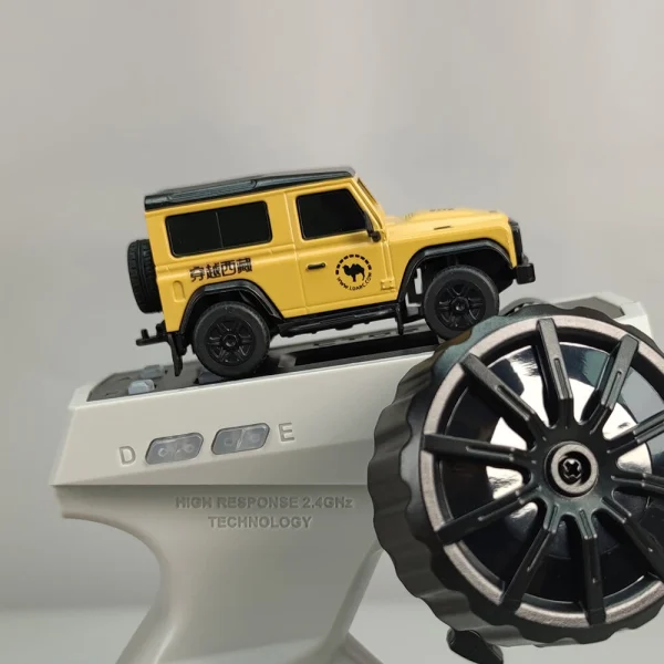 LDARC R01 1/64 2.4G RWD RC Car Micro Rock Crawler Mini Climbing Truck LED Light 3 Speed Off-Road Vehicles Models Remote Control Racing Full Proportional Toys 60 Minutes Working Time - Image 9