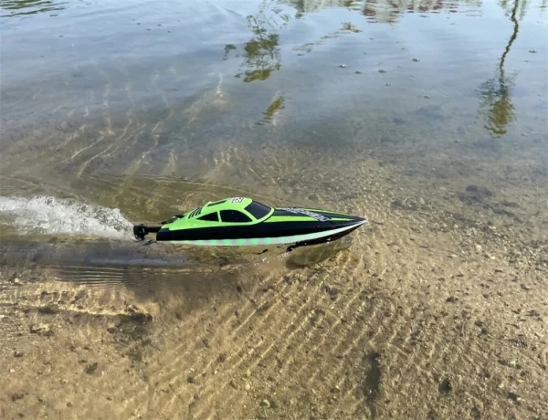Volantexrc 79506 VECTOR28 2.4G 2CH RTR RC Boat Waterproof 25km/h High Speed with LED Light Water Cooling System Remote Control Boat Vehicle Model - Image 8