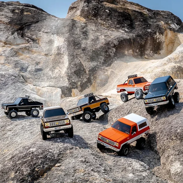 FMS FCX24 RTR for Chevrolet K5 Blazer 1/24 2.4G 4WD RC Car Mini Rock Crawler Off-Road Climbing Truck Vehicles LED Lights Models - Image 6