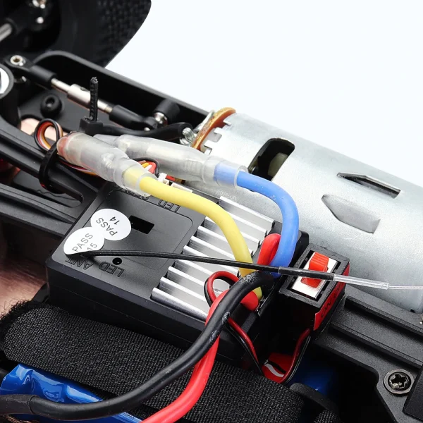 Wltoys 144001 1/14 2.4G 4WD High Speed Racing RC Car Vehicle Models 60km/h 7.4v 1500mah Two or Three Battery - Image 8