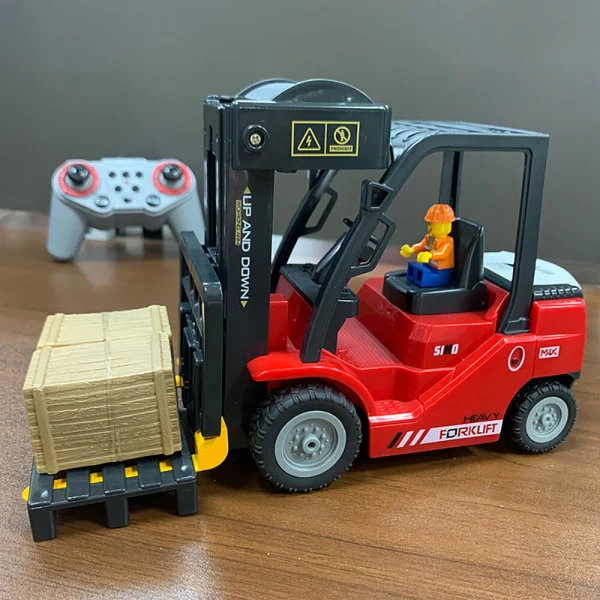 1/24 2.4G 11CH Alloy RC Heavy Forklift Crane Car Lifting Music Spray Scene Simulation Children Toy For Boys - Image 5