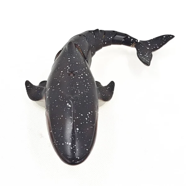 18002 Simulation Double Waterproof Automatic Cruise Spraying Whale Remote Control RC Boat Toy - Image 4
