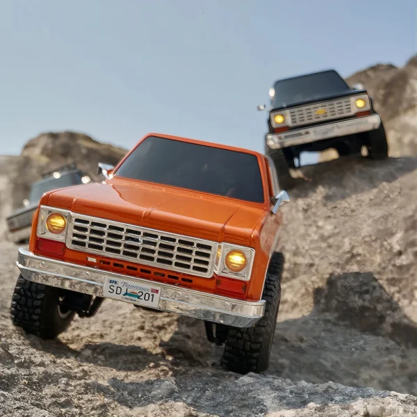 FMS FCX24 RTR for Chevrolet K5 Blazer 1/24 2.4G 4WD RC Car Mini Rock Crawler Off-Road Climbing Truck Vehicles LED Lights Models - Image 7