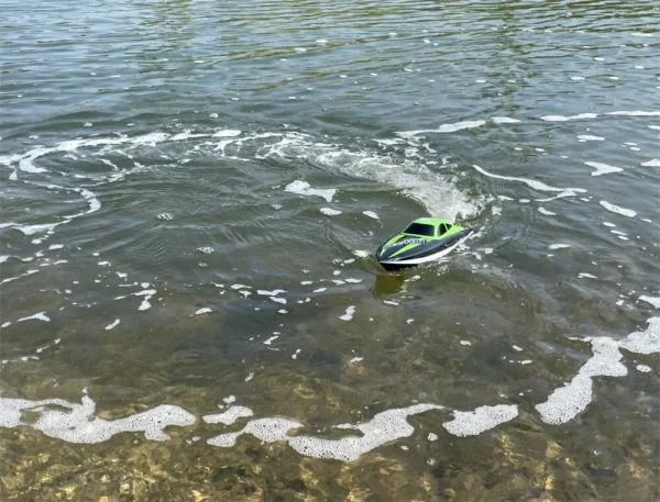 Volantexrc 79506 VECTOR28 2.4G 2CH RTR RC Boat Waterproof 25km/h High Speed with LED Light Water Cooling System Remote Control Boat Vehicle Model - Image 9