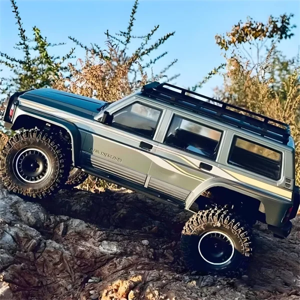 YIKONG YK4107 1/10 2.4G 4WD RC Car Rock Crawler Two Speed Differential Lock LCG Chassis Tank Turn LED Lights Monster Off-Road Pickup Climbing Truck Vehicles Models Electric Remote Control Simulation Toys - Image 7